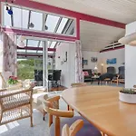 Cozy Retreat In - By Traum بيت للعطل